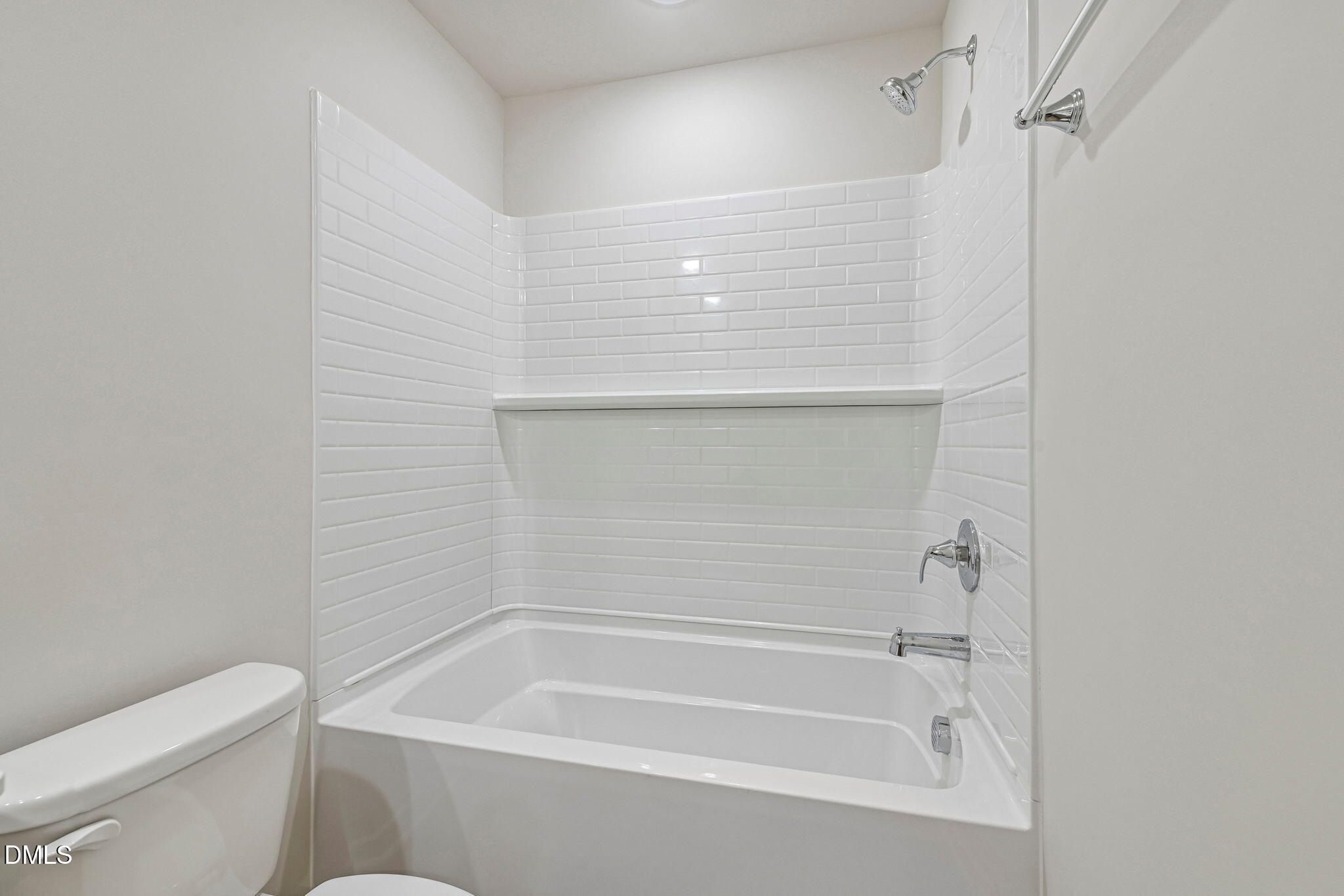 1452 Hatteras Road Durham, NC 27703 - Photo 39 of 49 39-web-or-mls-Raleigh - Avalon Place - 1