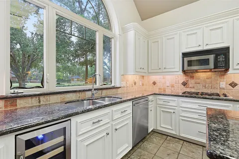 $1,200,000 | 8615 Haven Woods Way, Tomball, TX 77375