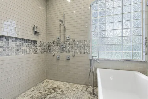 $1,200,000 | 8615 Haven Woods Way, Tomball, TX 77375