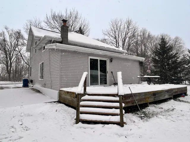 $229,500 | 275 Battle Creek Street, Ceresco, MI 49033