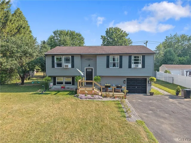 $290,000 | 5990 Pony Lane, Cicero, NY 13039