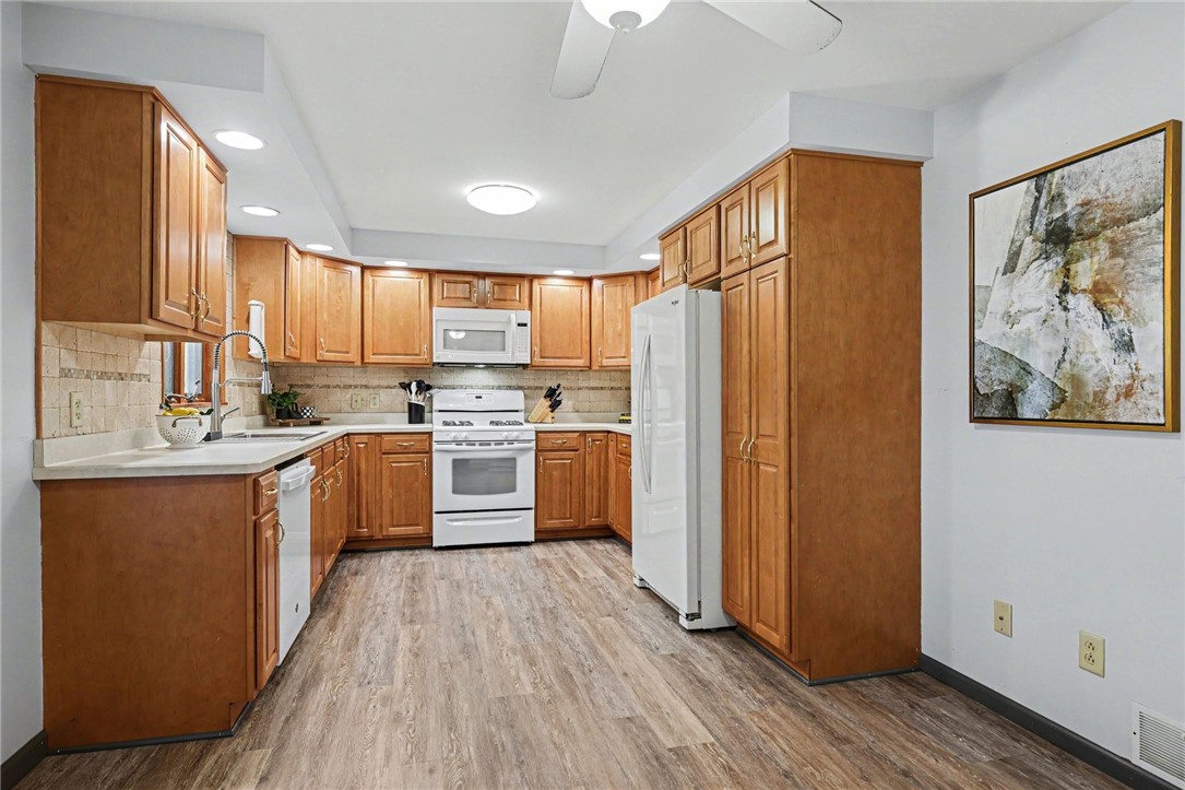 134 Lake Road Avon, NY 14414 - Photo 14 of 26
