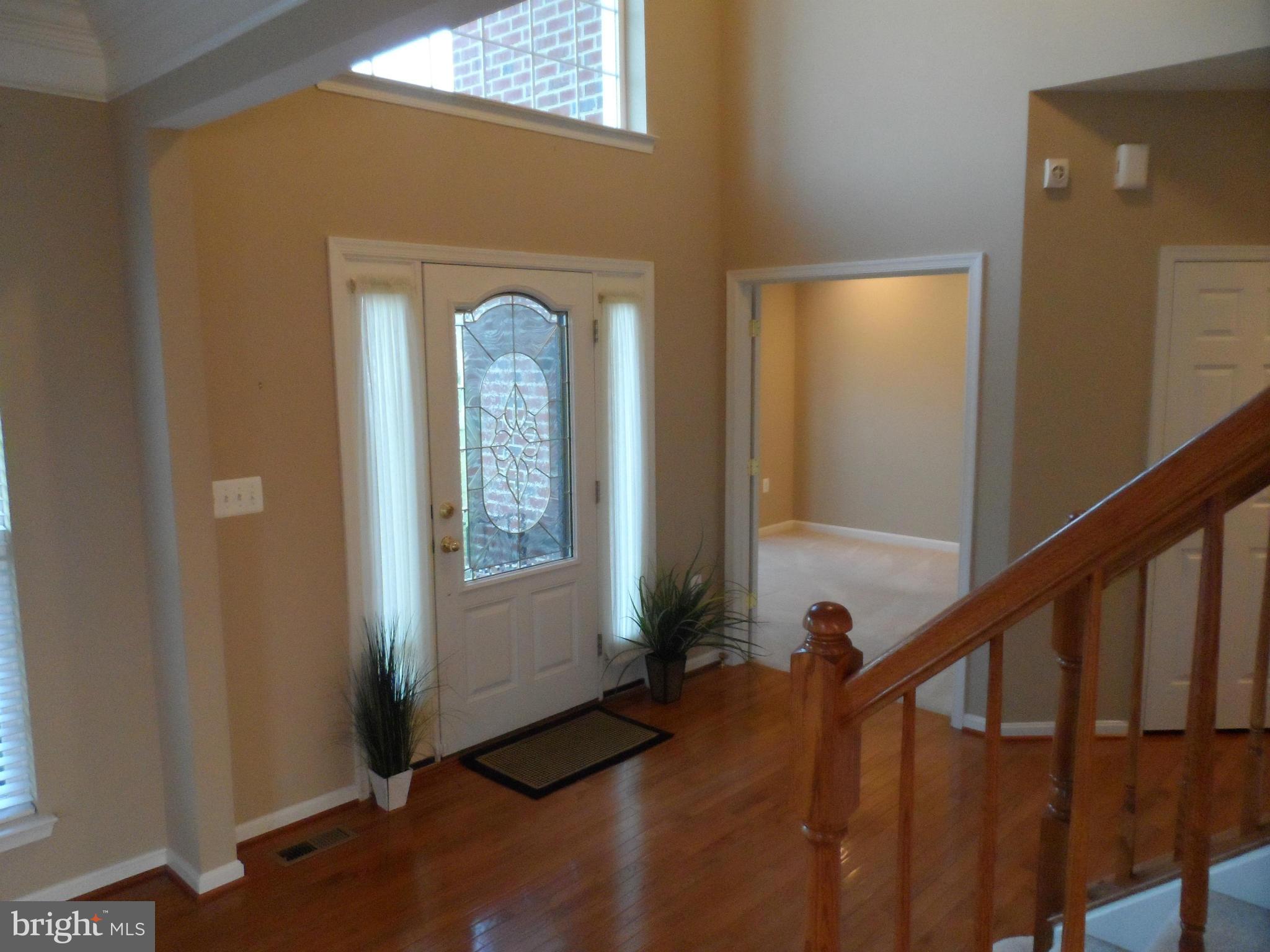 12711 Tayman Farm Road Brandywine, MD 20613 - Photo 2 of 24 Foyer