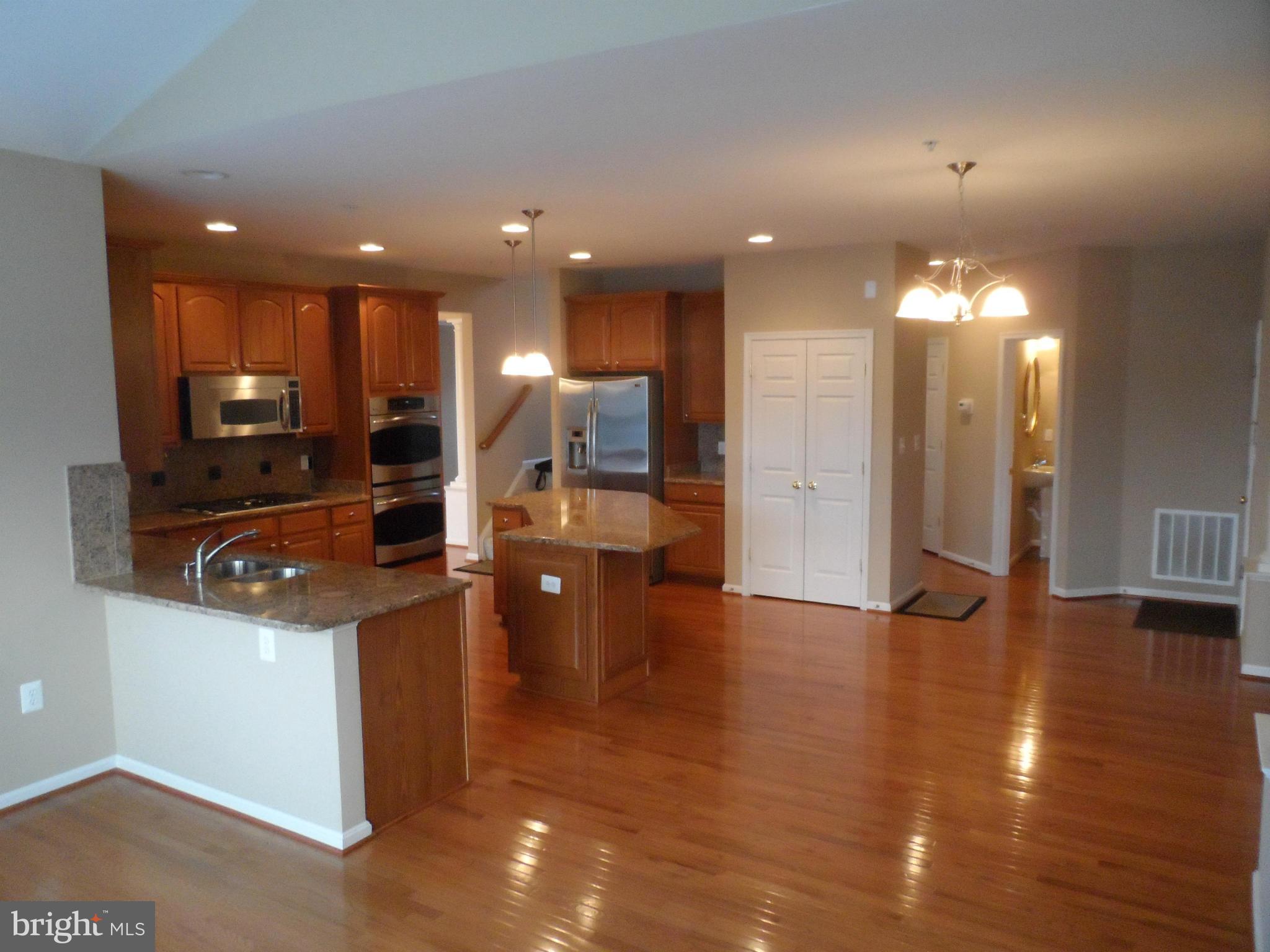 12711 Tayman Farm Road Brandywine, MD 20613 - Photo 8 of 24 Kitchen & Breakfast Area