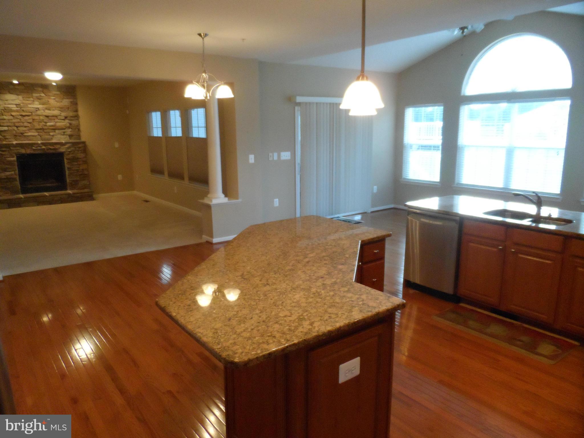 12711 Tayman Farm Road Brandywine, MD 20613 - Photo 9 of 24 Kitchen & Sunroom