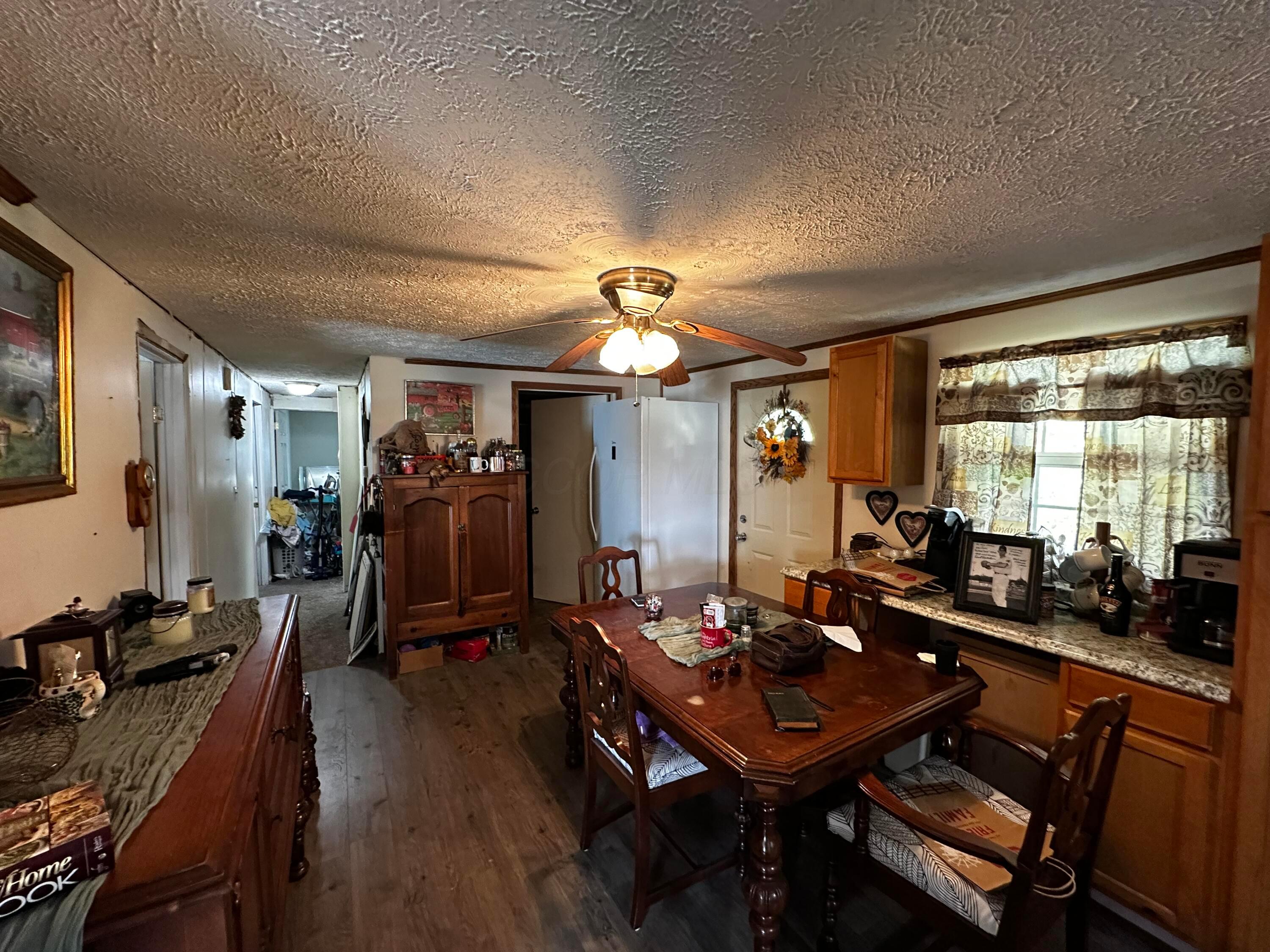 7035 Green Road Hillsboro, OH 45133 - Photo 20 of 23 IMG_2318