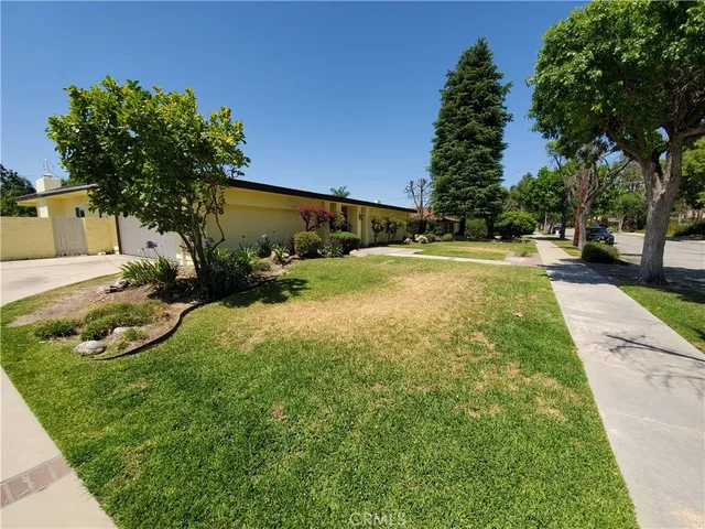 $4,100 | 588 West 17th Street, Upland, CA 91784