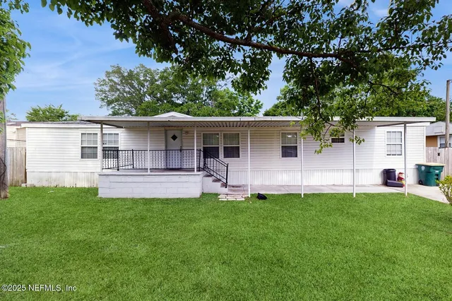 $224,000 | 2031 Glen Gardner Drive, Jacksonville, FL 32246