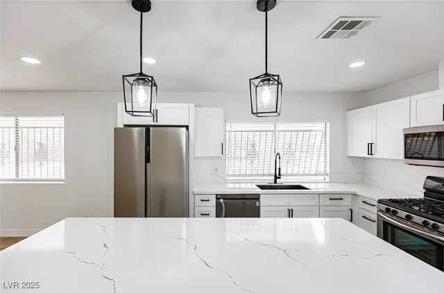 $1,745 | 661 Riata Way, Las Vegas, NV 89110