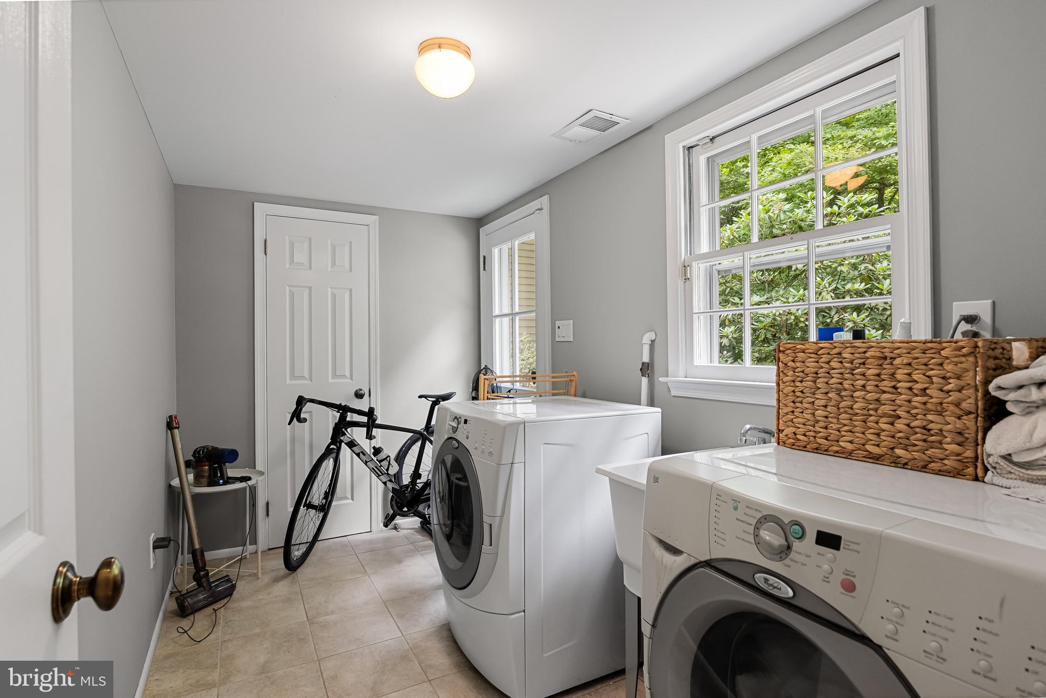 118 Barcroft Drive Cherry Hill, NJ 08034 - Photo 41 of 75