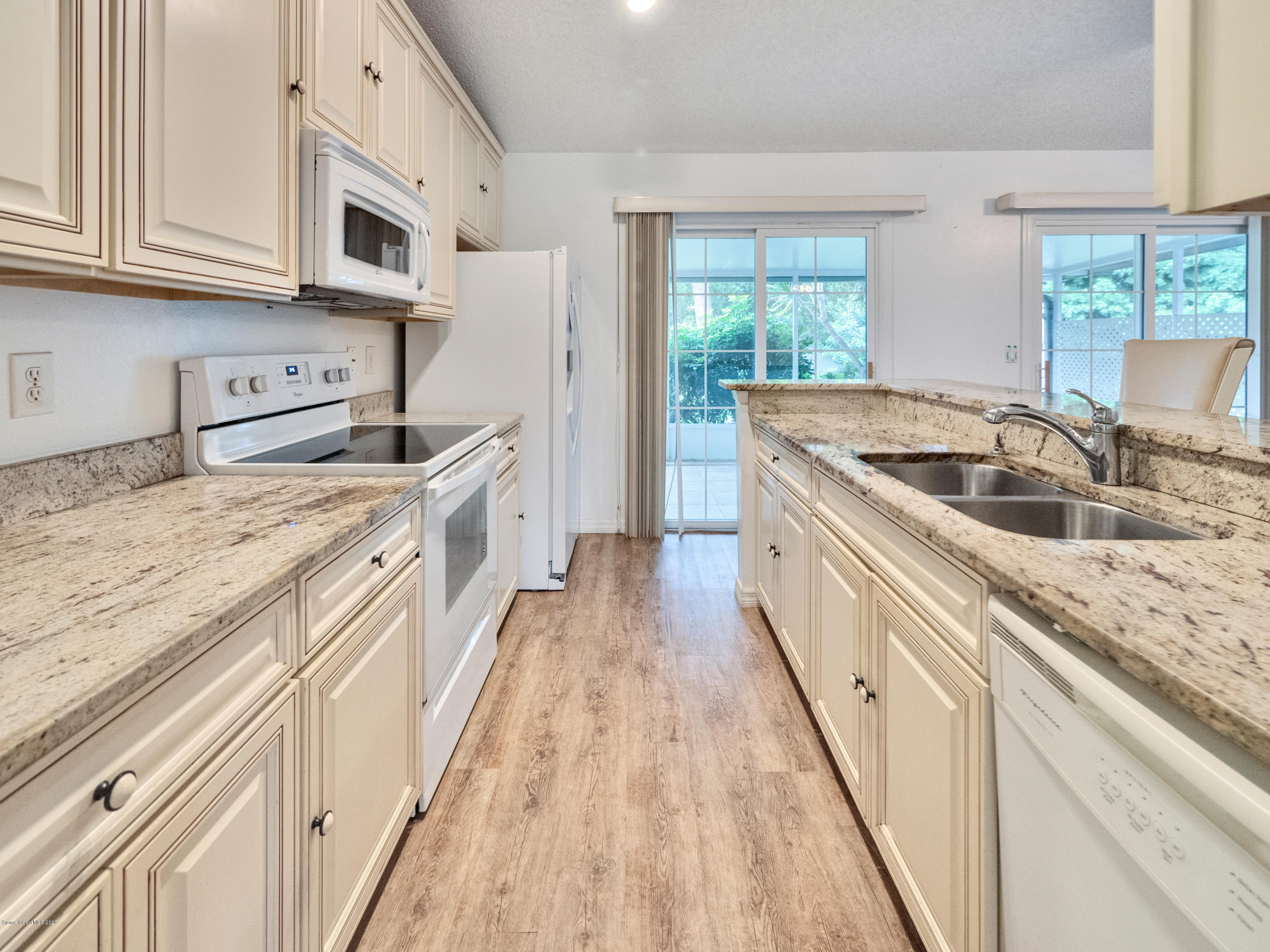 421 Raleigh Road Southeast Palm Bay, FL 32909 - Photo 10 of 25 P1430045