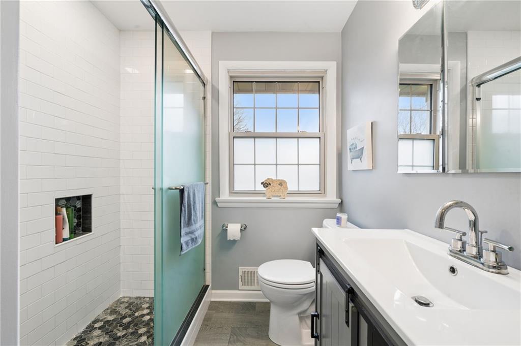 223 Ridgeview Drive Venetia, PA 15367 - Photo 19 of 42