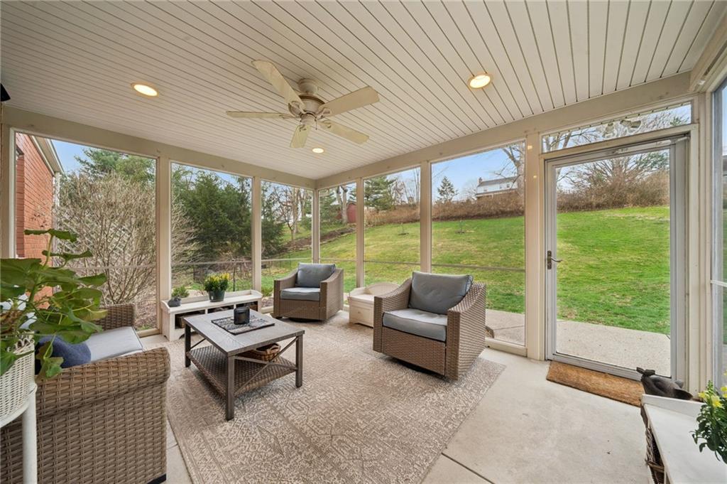 223 Ridgeview Drive Venetia, PA 15367 - Photo 34 of 42