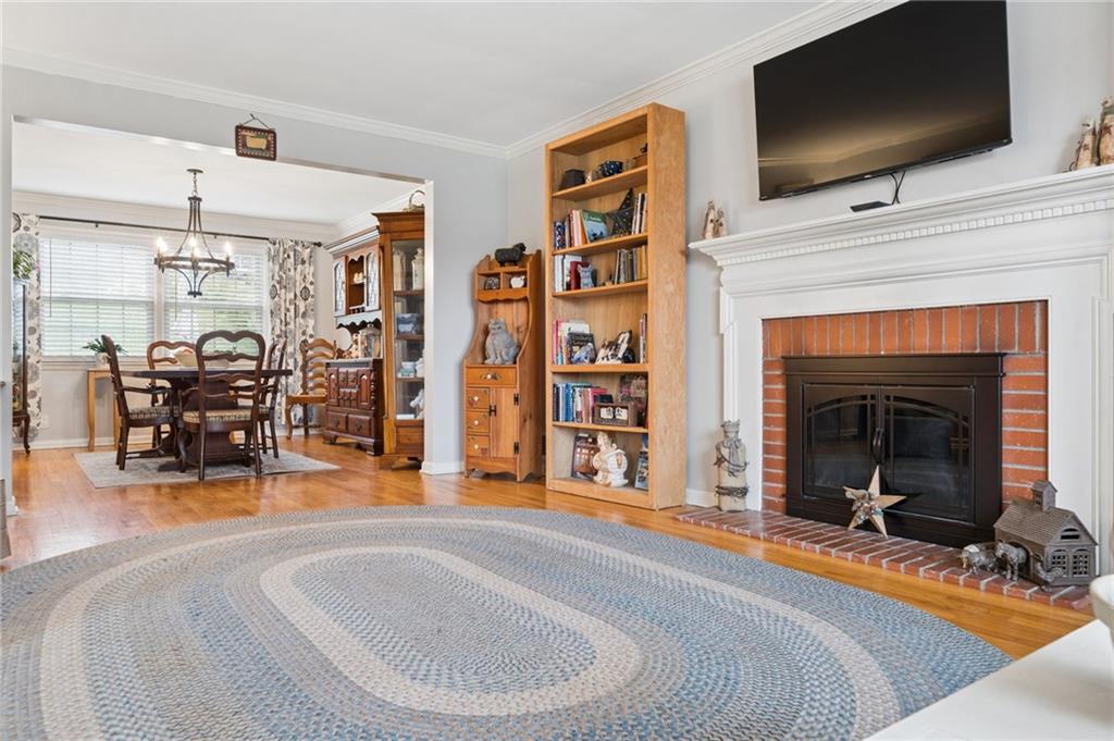 223 Ridgeview Drive Venetia, PA 15367 - Photo 8 of 42