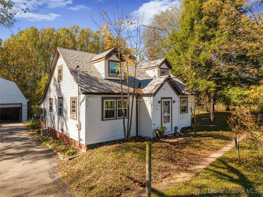 2675 New Middltwn Elizabeth Road Southeast Corydon, IN 47112 - Photo 2 of 33