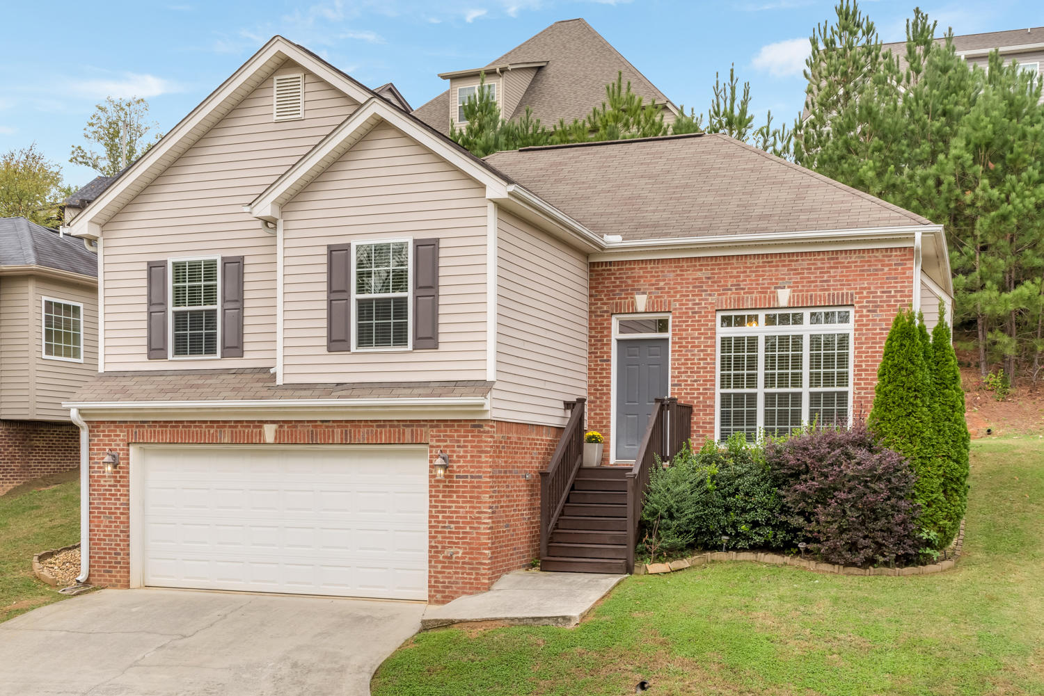2097 Mae Dell Road Chattanooga, TN 37421 - Photo 3 of 28 2097_Mae_Dell_Rd_03 - Copy