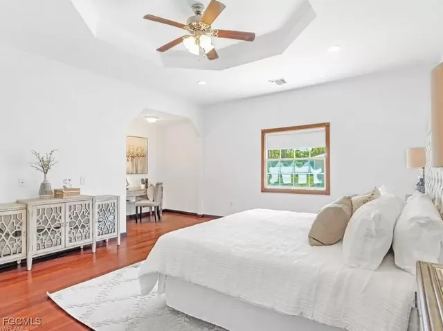 $999,999 | 6343 Mark Lane, Fort Myers, FL 33966