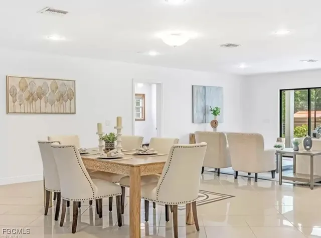 $999,999 | 6343 Mark Lane, Fort Myers, FL 33966