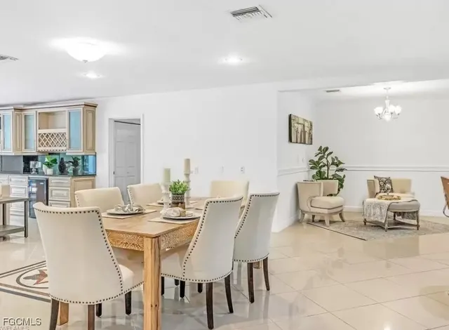 $999,999 | 6343 Mark Lane, Fort Myers, FL 33966