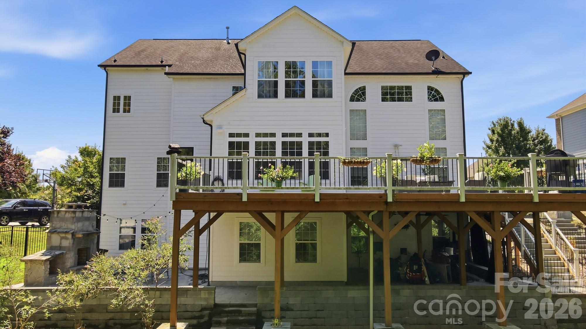 638 Reliance Court Tega Cay, SC 29708 - Photo 3 of 40 Gallery Image 3