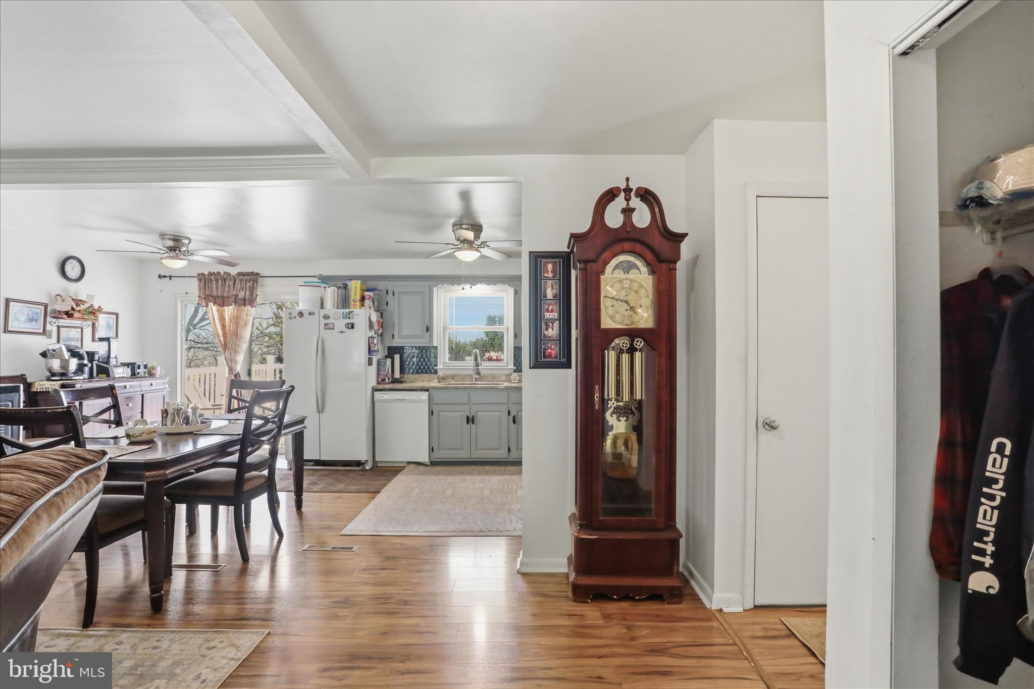 19627 Cool Hollow Road Hagerstown, MD 21740 - Photo 5 of 53 Open Living Room/Kitchen