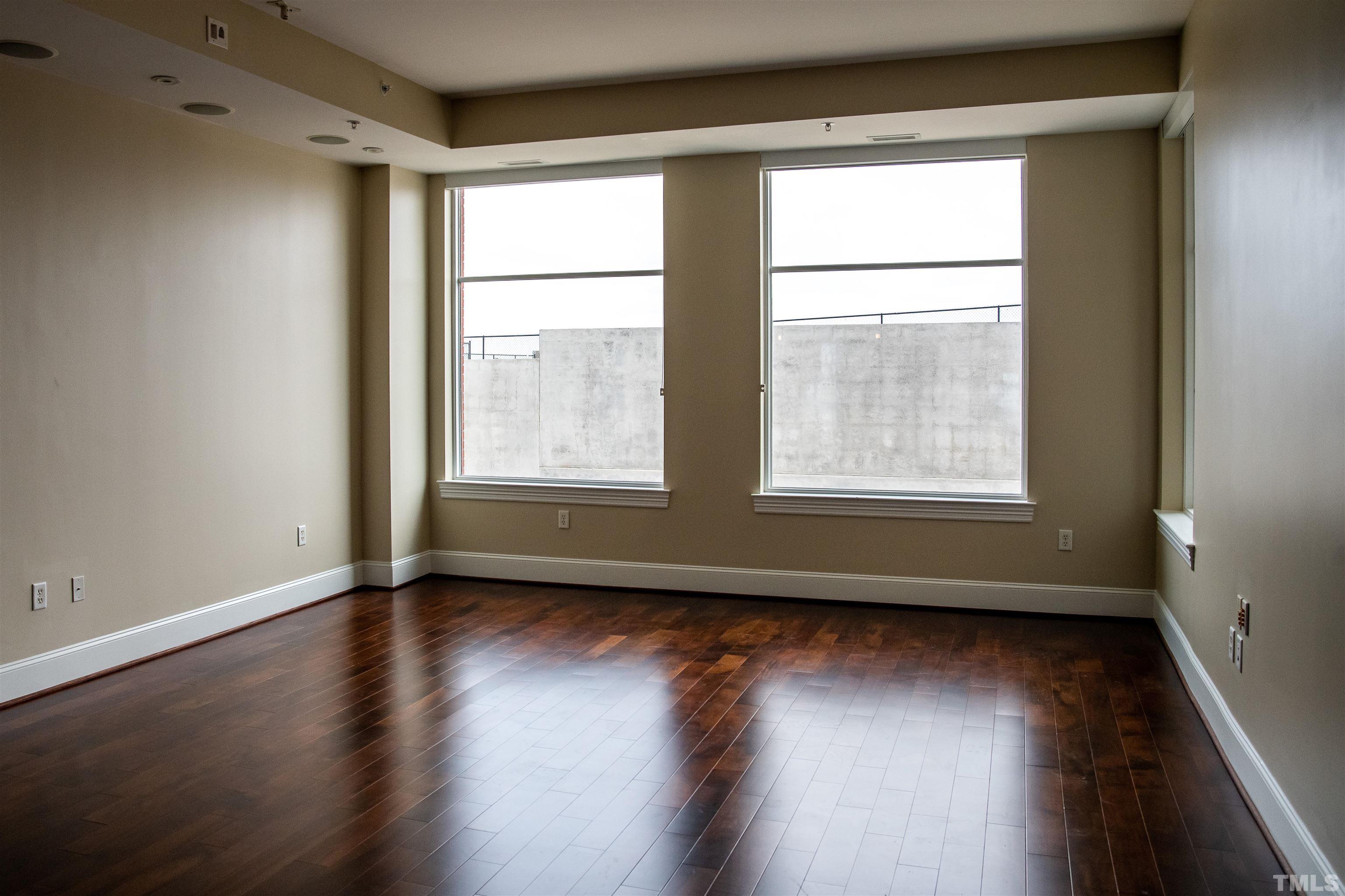 400 West North Street, Unit 820 Raleigh, NC 27603 - Photo 3 of 20