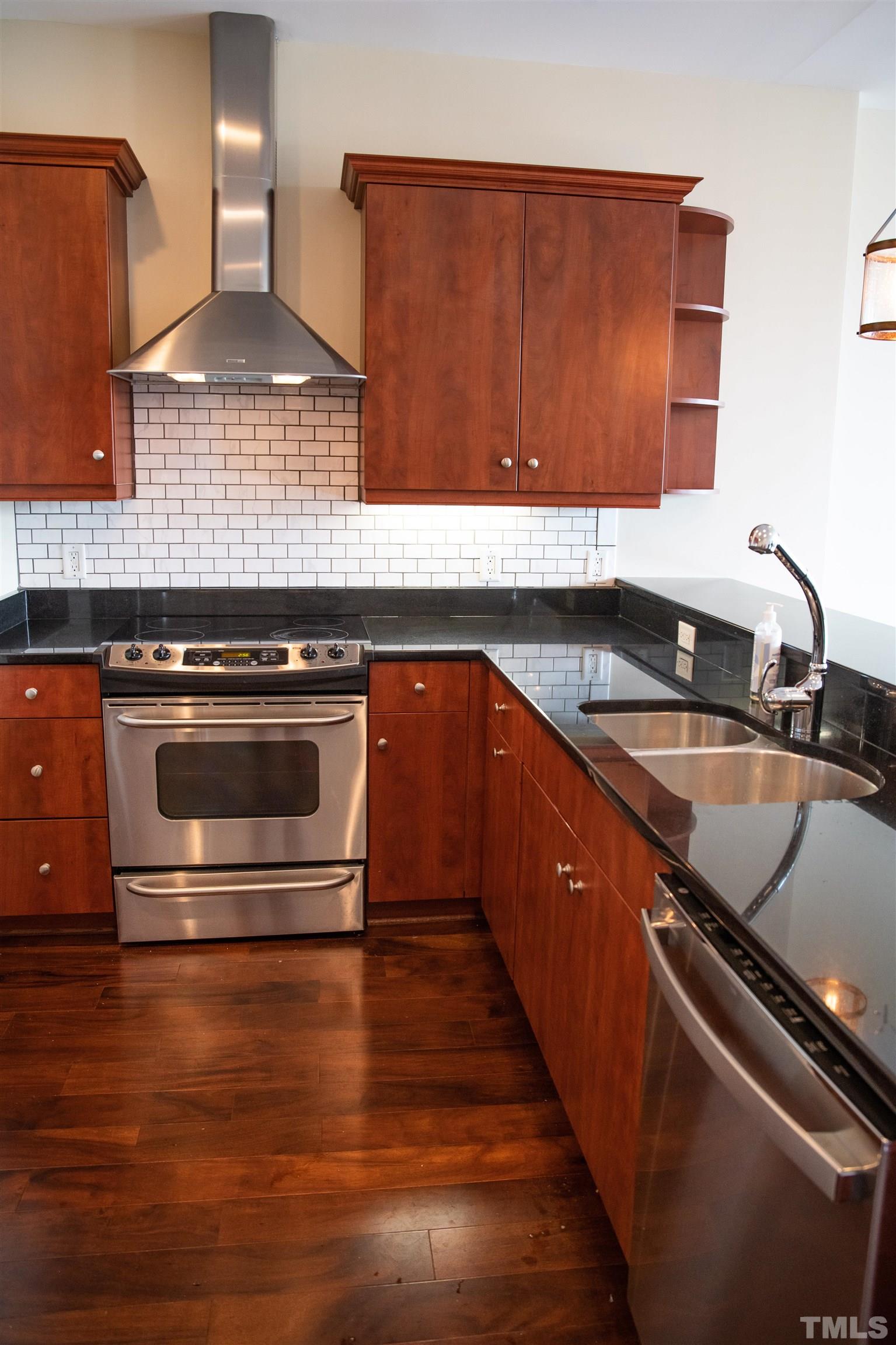 400 West North Street, Unit 820 Raleigh, NC 27603 - Photo 5 of 20