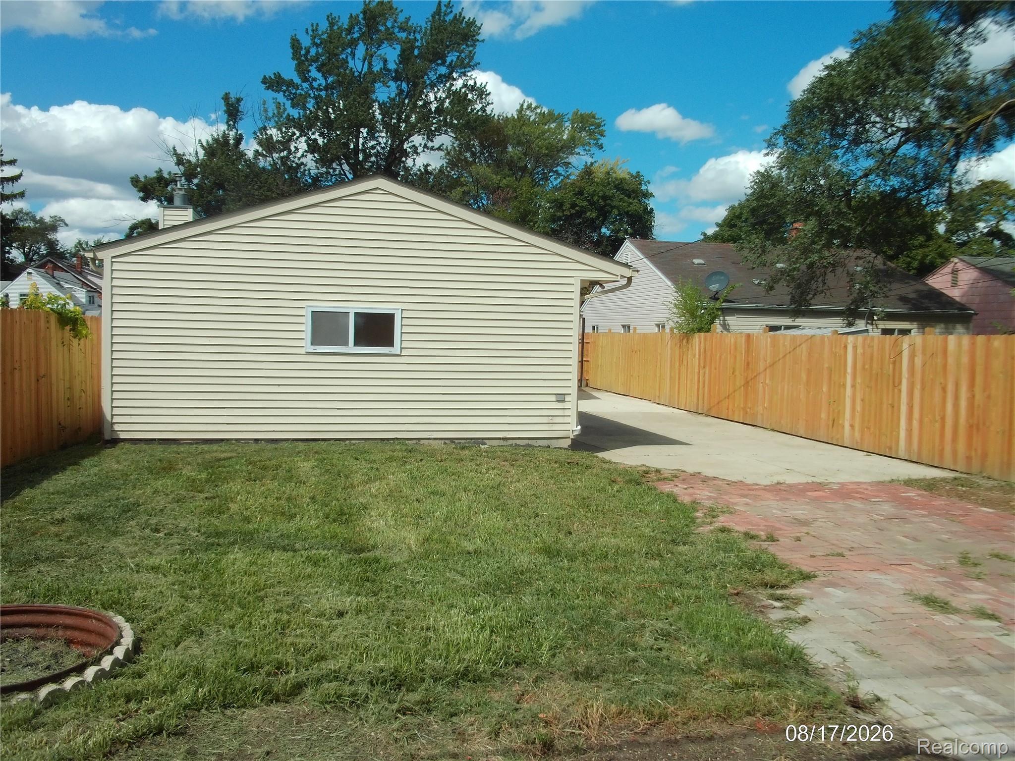 26445 Colgate Street Inkster, MI 48141 - Photo 35 of 35 DSCF0087.JPG