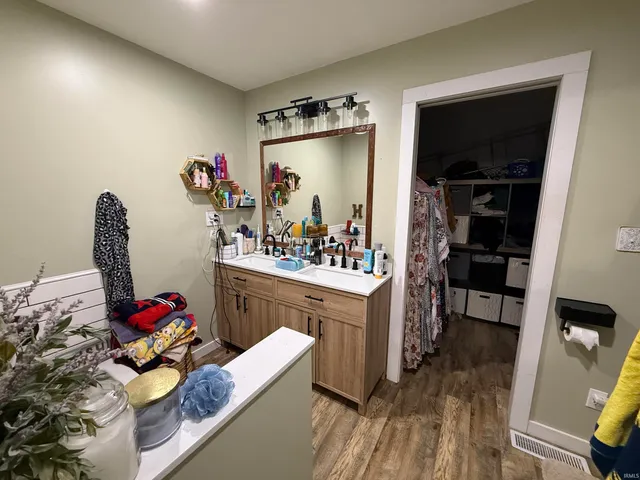 $264,900 | 1591 VFW Road, Mitchell, IN 47446