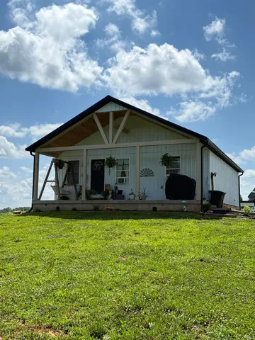 $264,900 | 1591 VFW Road, Mitchell, IN 47446