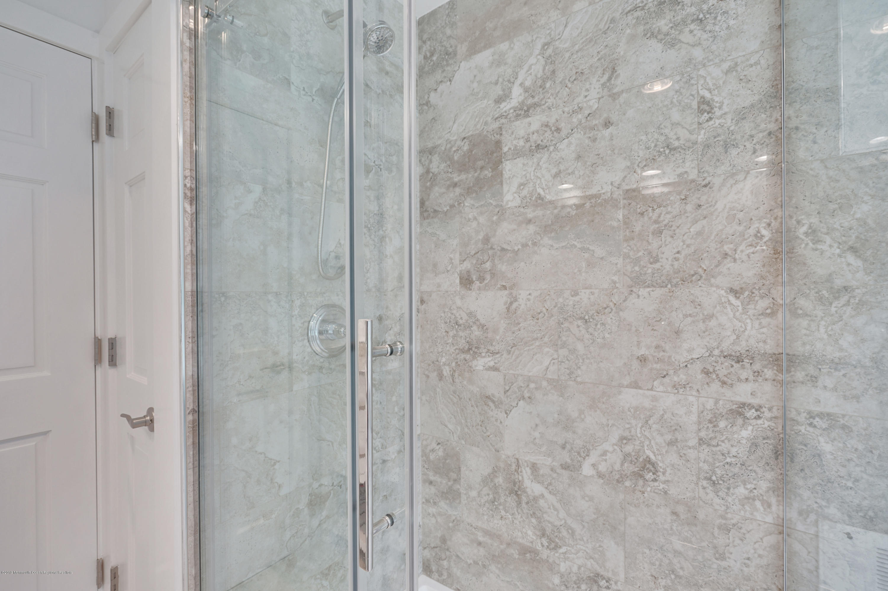 68 Parker Road West Long Branch, NJ 07764 - Photo 29 of 51 MASTER BATH