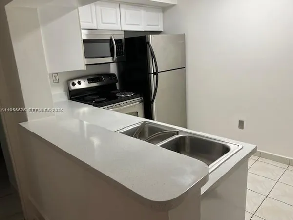$2,100 | 15539 North Miami Lakeway, Unit 20122, Miami Lakes, FL 33014