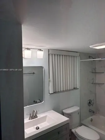 $2,100 | 15539 North Miami Lakeway, Unit 20122, Miami Lakes, FL 33014