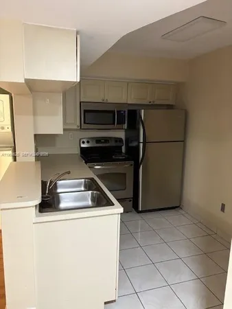 $2,100 | 15539 North Miami Lakeway, Unit 20122, Miami Lakes, FL 33014