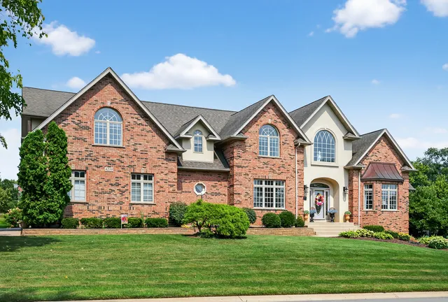 $725,000 | 4210 Jacqueline Lane, Crystal Lake, IL 60014