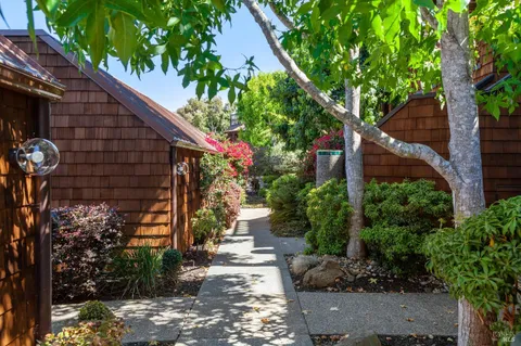 $3,487,000 | 309 Paradise Drive, Tiburon, CA 94920