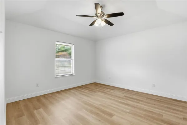 $2,800 | 300 Hidden Valley Drive, Aledo, TX 76008