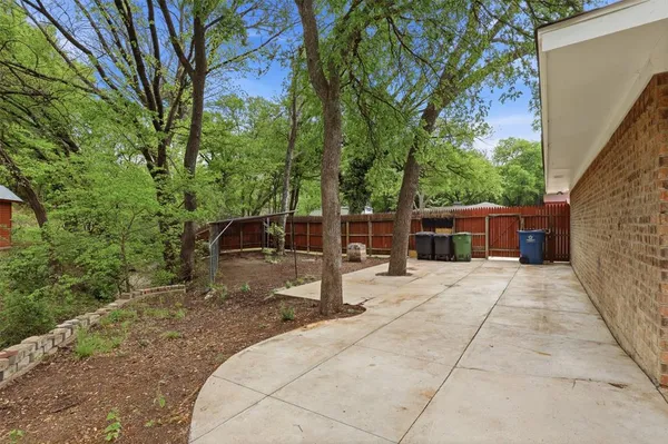 $2,800 | 300 Hidden Valley Drive, Aledo, TX 76008