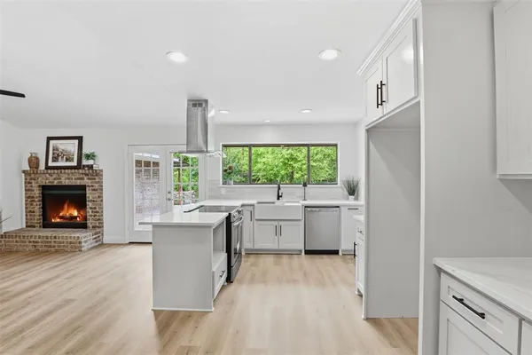 $2,800 | 300 Hidden Valley Drive, Aledo, TX 76008