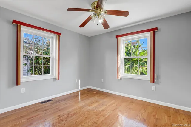 $1,298,000 | 32 3rd Avenue, New Hyde Park, NY 11040