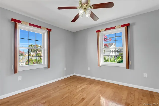 $1,298,000 | 32 3rd Avenue, New Hyde Park, NY 11040