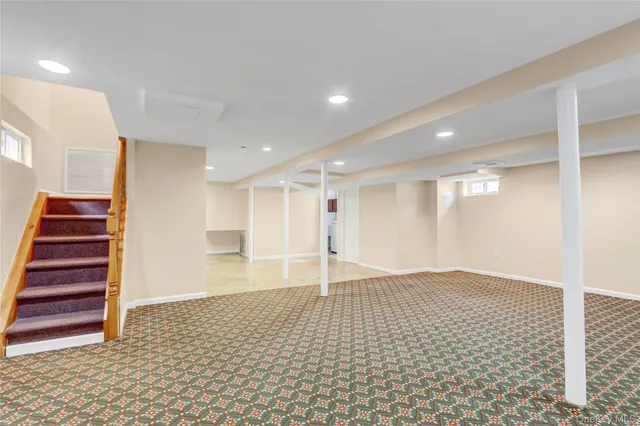 $1,298,000 | 32 3rd Avenue, New Hyde Park, NY 11040