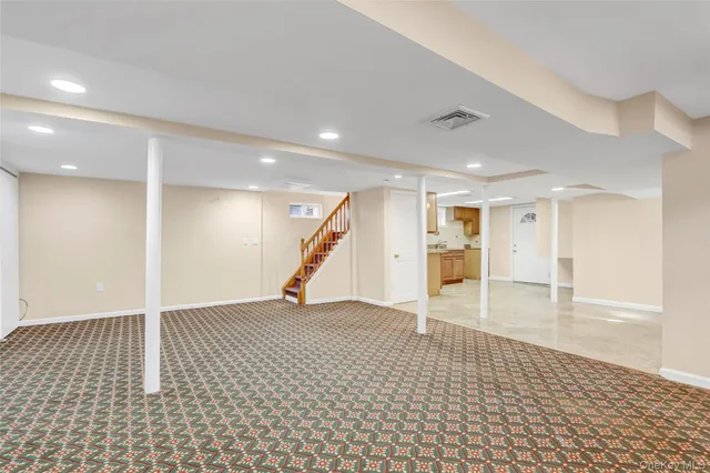 $1,298,000 | 32 3rd Avenue, New Hyde Park, NY 11040