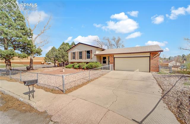 2433 Ranch Lane Colorado Springs, CO 80918 - Photo 23 of 27