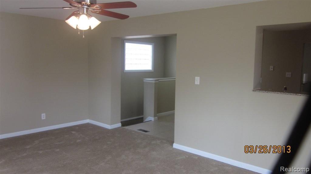 12984 Common Road Warren, MI 48088 - Photo 17 of 22 12984 Common 162.JPG