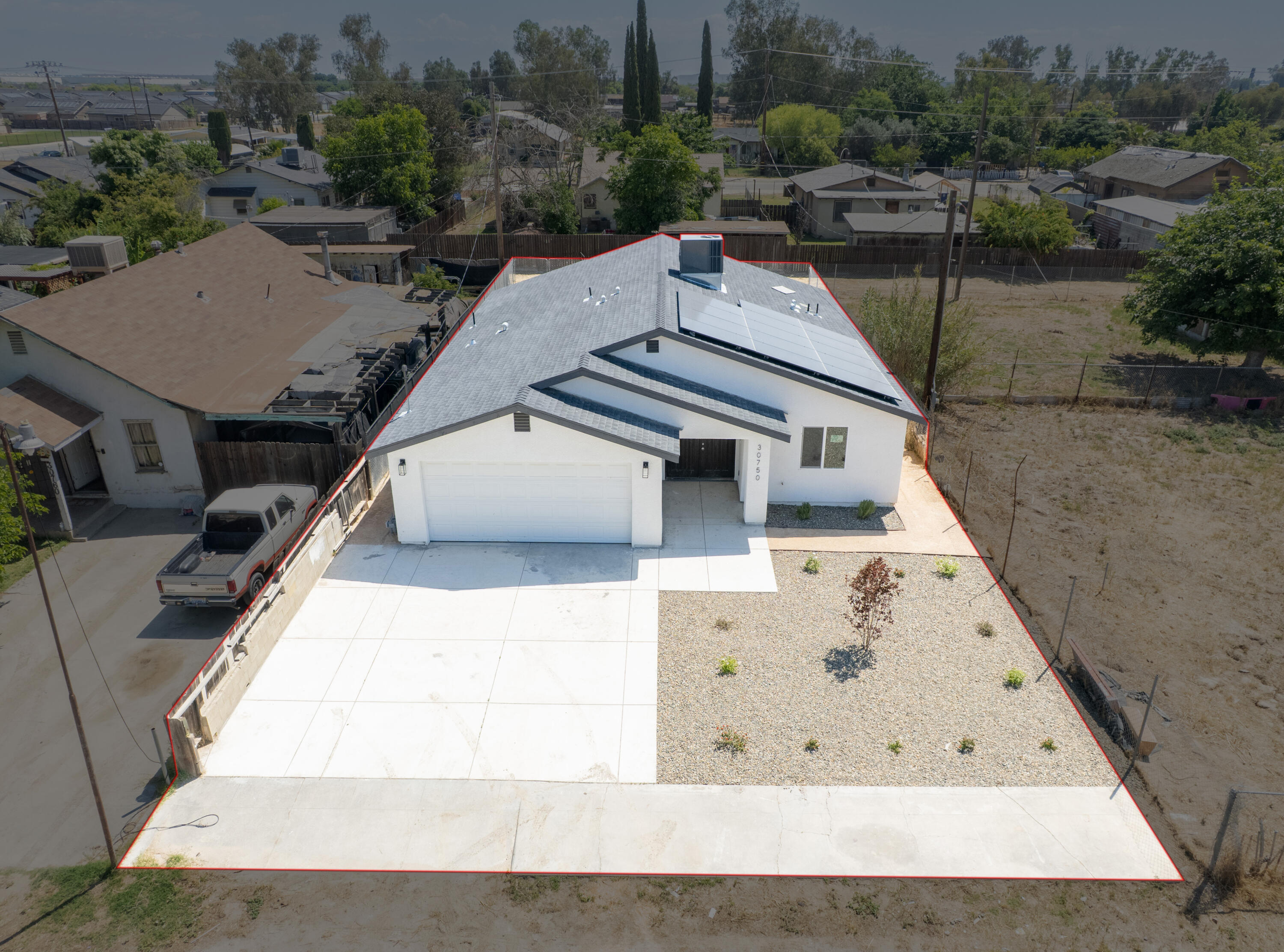 30750 Farr Road Visalia, CA 93291 - Photo 5 of 33 10