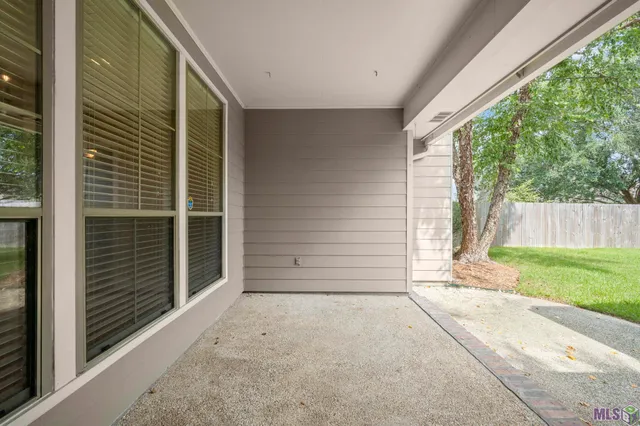 $394,000 | 10757 Oakley Trace Drive, Baton Rouge, LA 70809