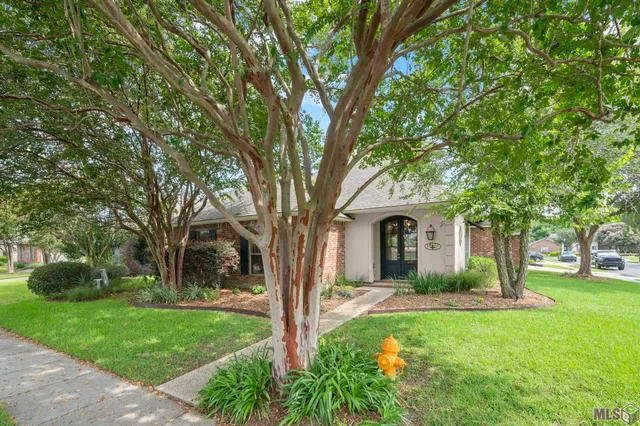 $394,000 | 10757 Oakley Trace Drive, Baton Rouge, LA 70809