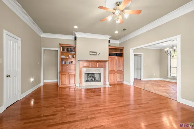 $394,000 | 10757 Oakley Trace Drive, Baton Rouge, LA 70809