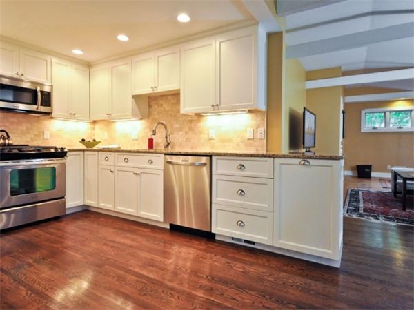 61 Eaton Road Needham, MA 02492 - Photo 3 of 17